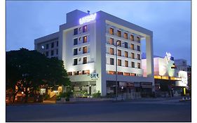 Hotel Utsav Deluxe Pune India